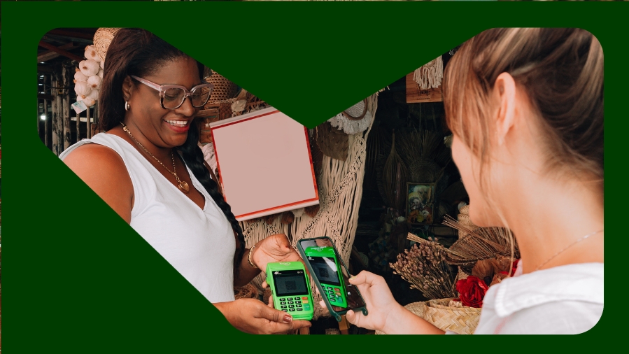 Cliente pagando na Maquininha Ton