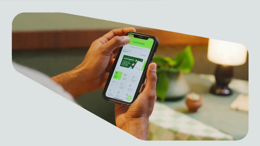 cliente checando quanto tempo demora para cair o dinheiro da máquina Ton